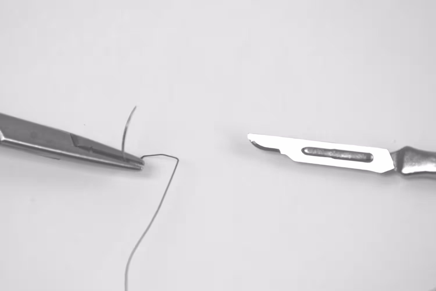 Instrumentos usados para la cirugía de Implantes Dentales por la Dra. Soledad González